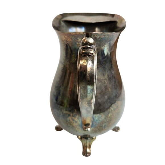 VINTAGE INTERNATIONAL SILVER  Co. water pitcher with ice lip 9" tall x 5 " openi - Picture 7 of 12